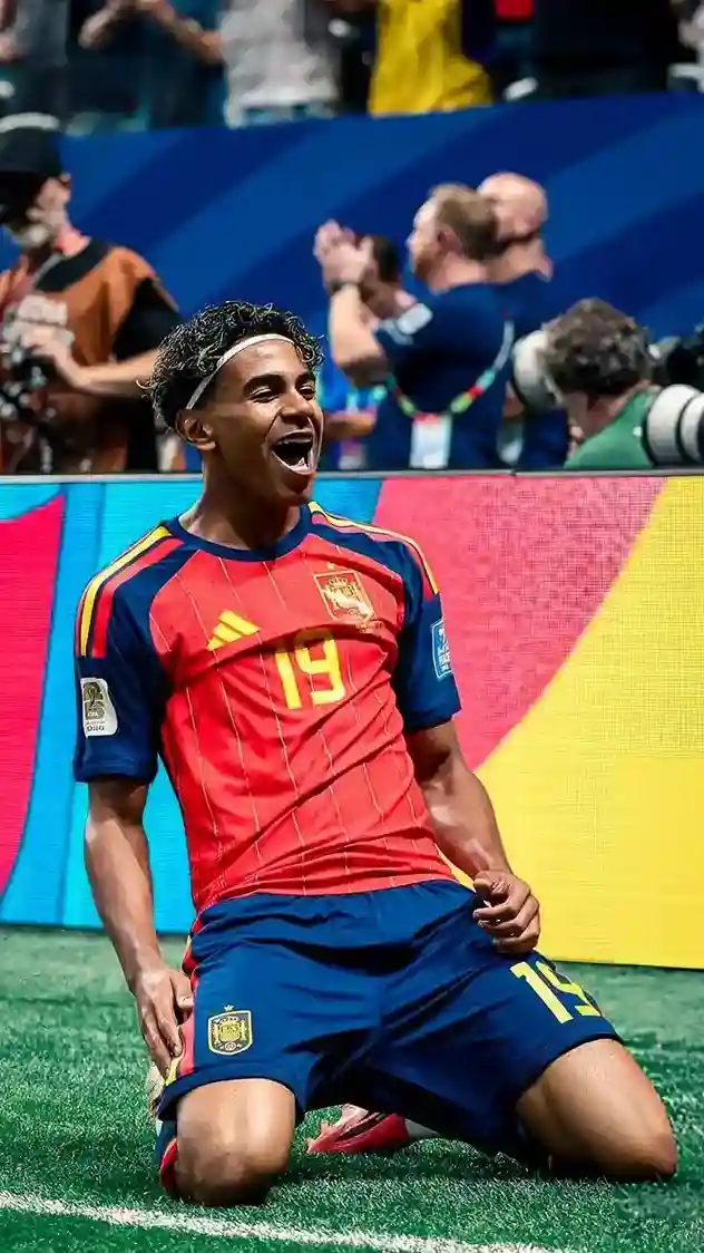 Lamine Yamal 4K HD Wallpaper 2026 ⚽ Spain World Cup Champion_ Barcelona_ Best Young Footballer Photo_7